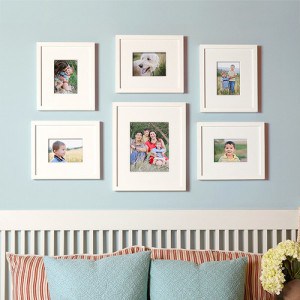 Family Photo Wall Gallery Design Tips & Inspiration - Peanut Blossom