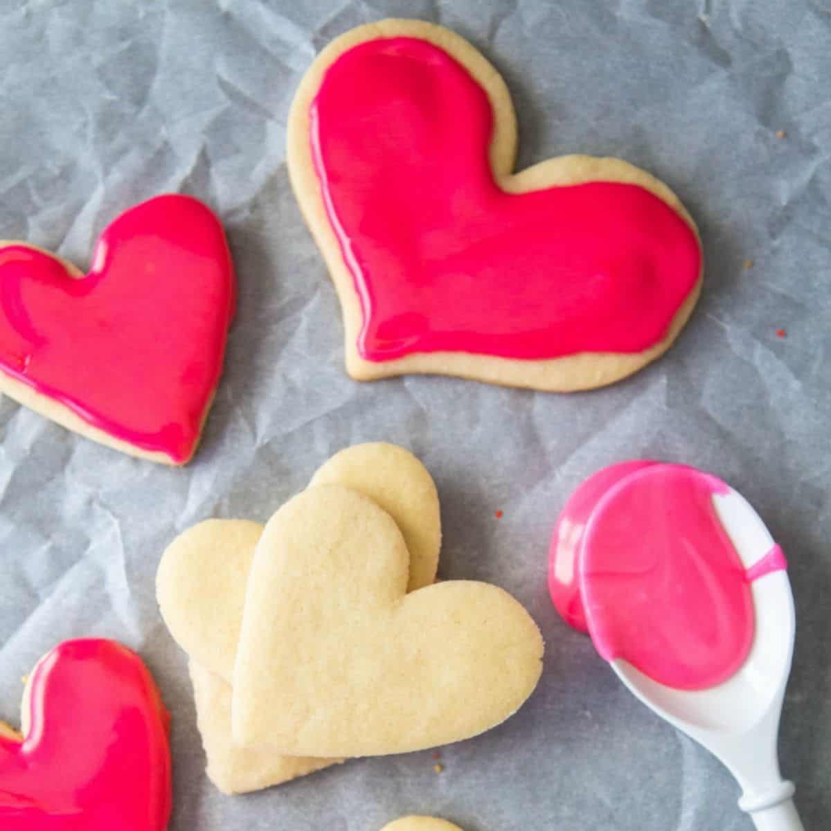 The Clever Reason You Should Dip Cookie Cutters In Flour